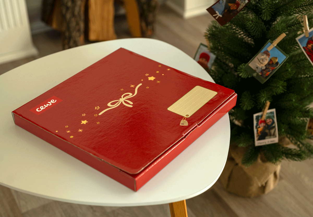 Pudełko prezentowe w salonach CEWE FOTOJOKER